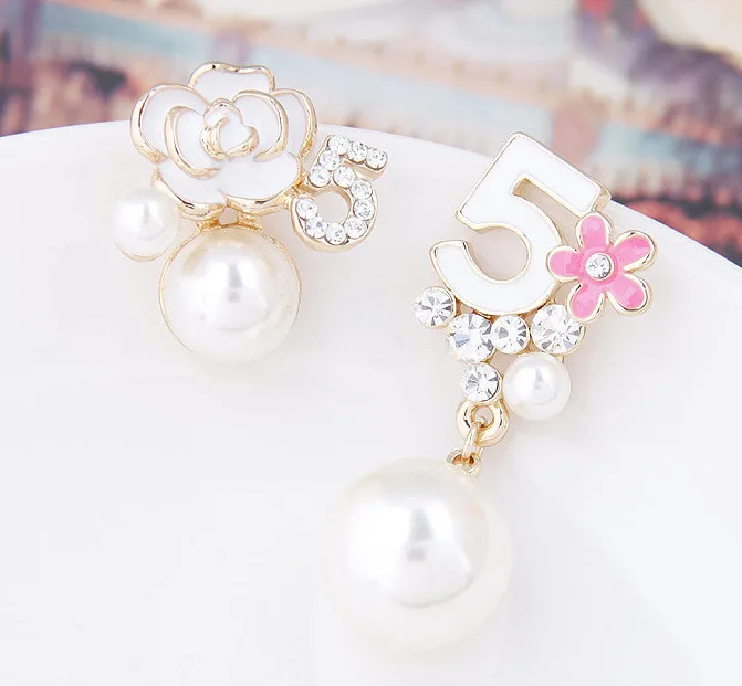 Fashion High Quality Jewelry Famous Brand Designer Luxury Letter Flower Camellia Number 5 Earrings for Women