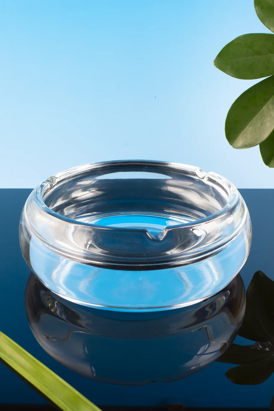 Factory Supply Stock Round Ashtray With Custom Logo Custom Large Size Cigar Accessories Tobacco Smoking Glass Ashtray