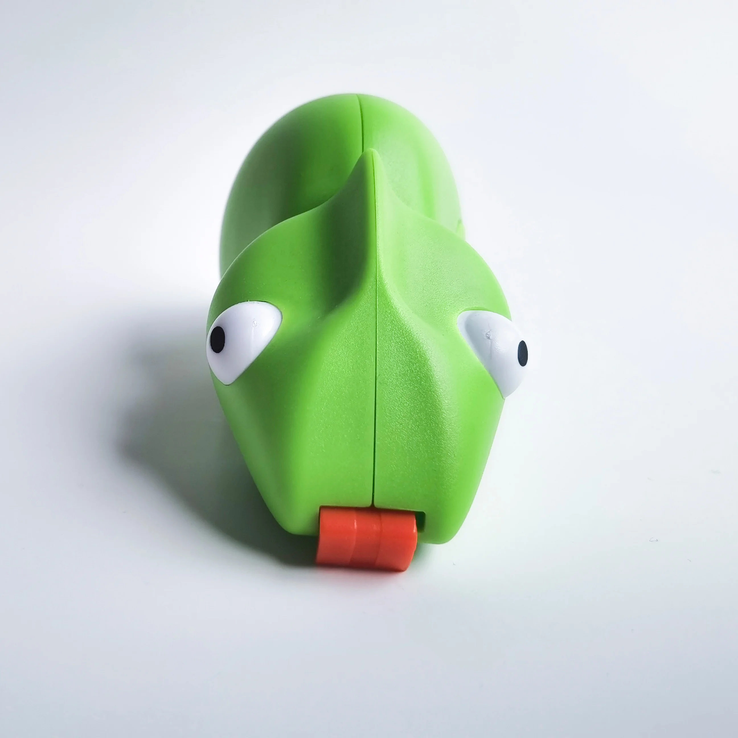 Wholesale OEM kids double scale retractable cartoon Mini lizard custom logo soft measure tape