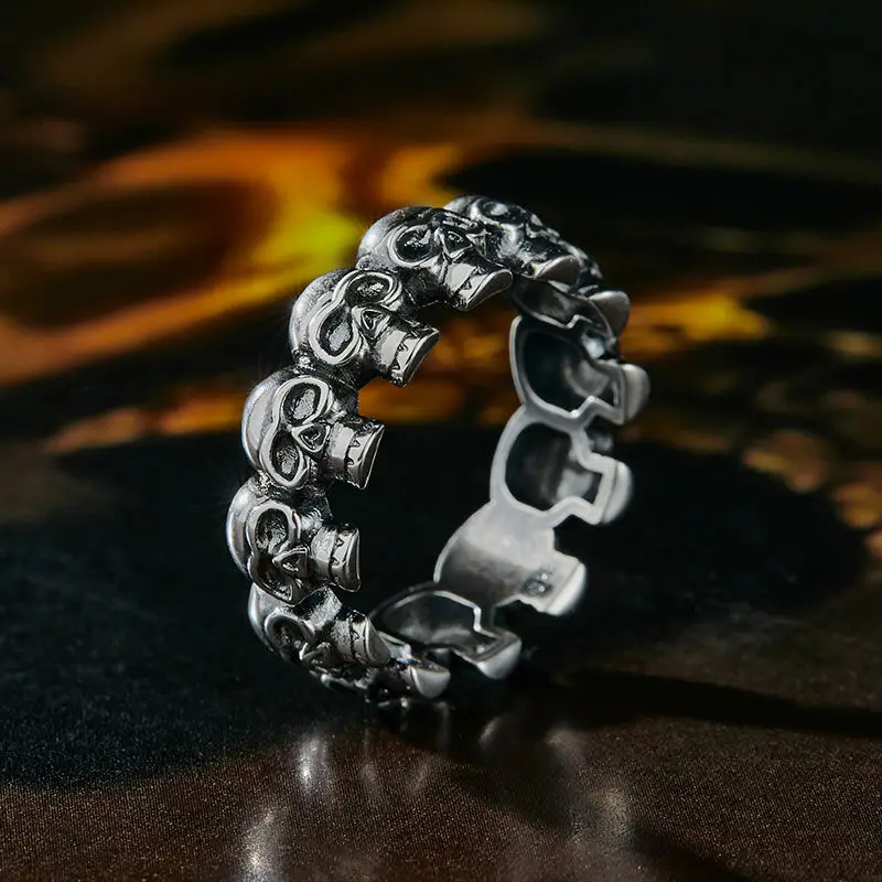 Wholesale Hip Pop Jewelry Custom 925 Sterling Silver Oxide Skull Surround Ring for Men