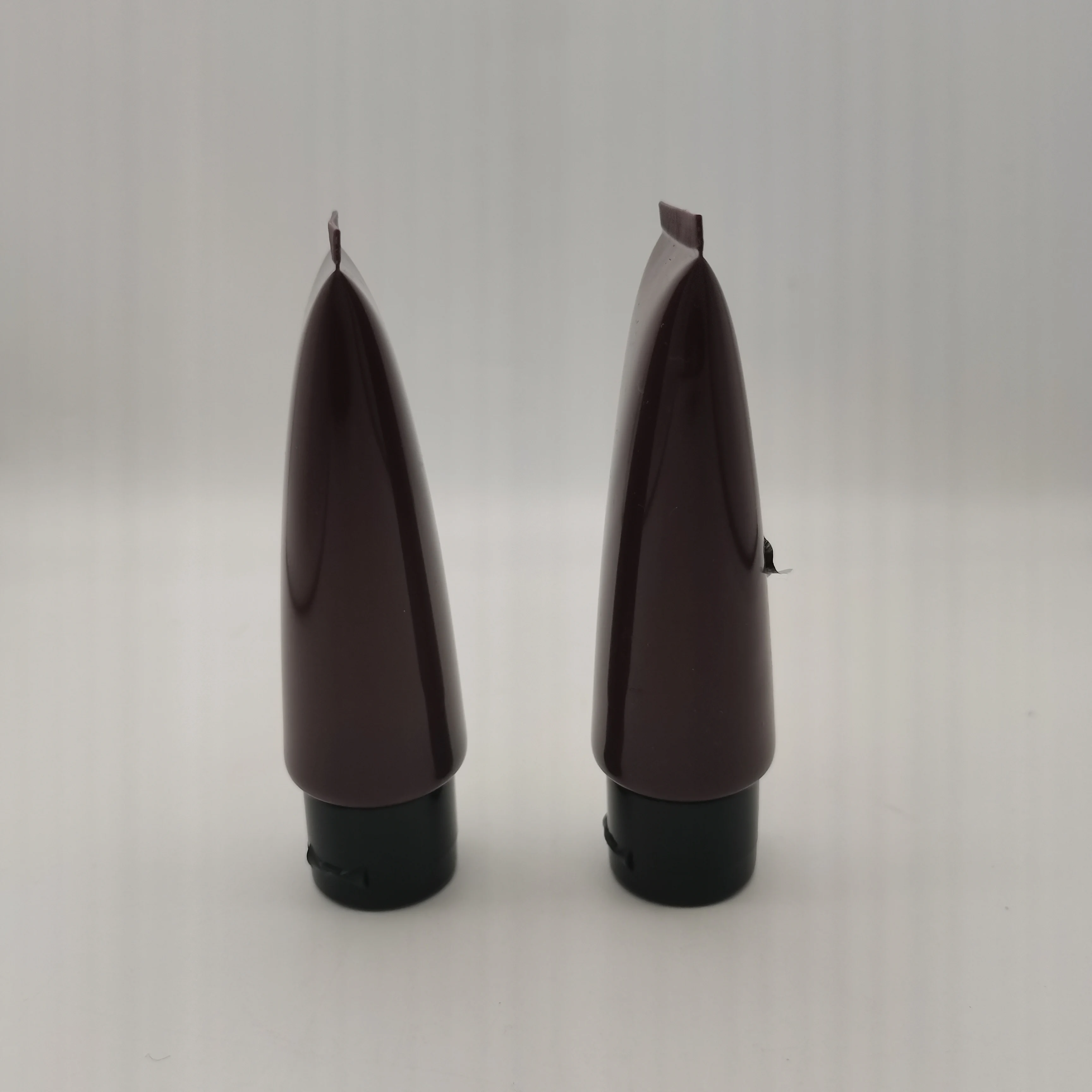 Multi-specification brown purple bright face cosmetic packaging is divided into empty bottles PE material