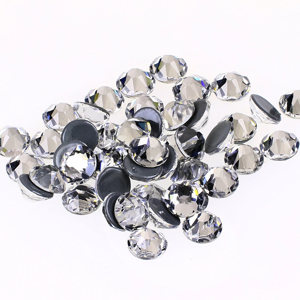 Wholesale Manufacturer SS20  Hot Fix  Crystal Stone Rhinestones on Garment Accessories Glue on rhinestone