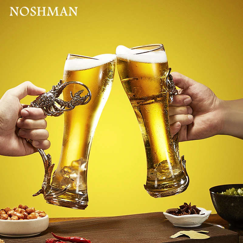 NOSHMAN Wholesale 475ml European Style Big Capacity Beer Football Festival Lobster Beer Drinking Glass Cups With Alloy Handle