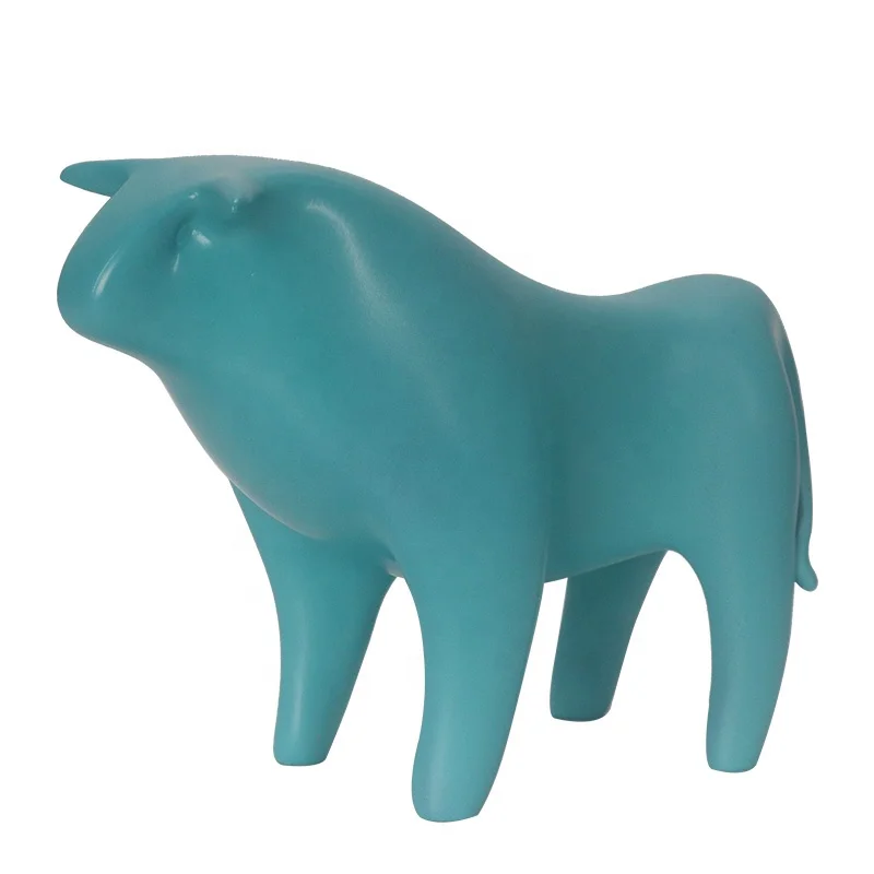 Creative European Light Luxury Cute Animal Figurine  resin ox sculpture Crafts Ornaments Home Decor bull Statue