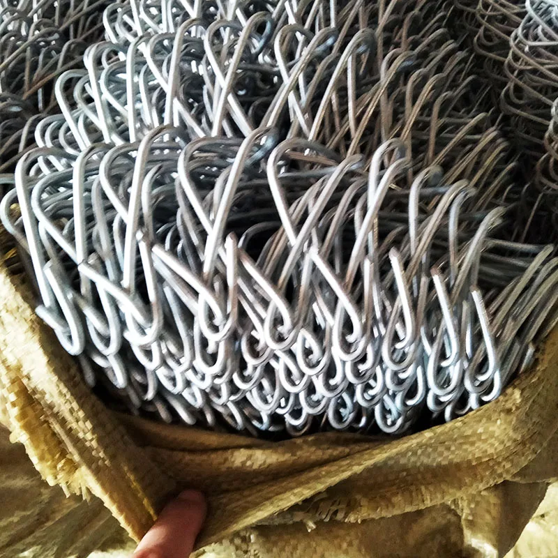 2 inch hole Tennis court fence Galvanized Steel Mesh PVC Coated Outdoor Garden Fence Privacy Cyclone Fence price