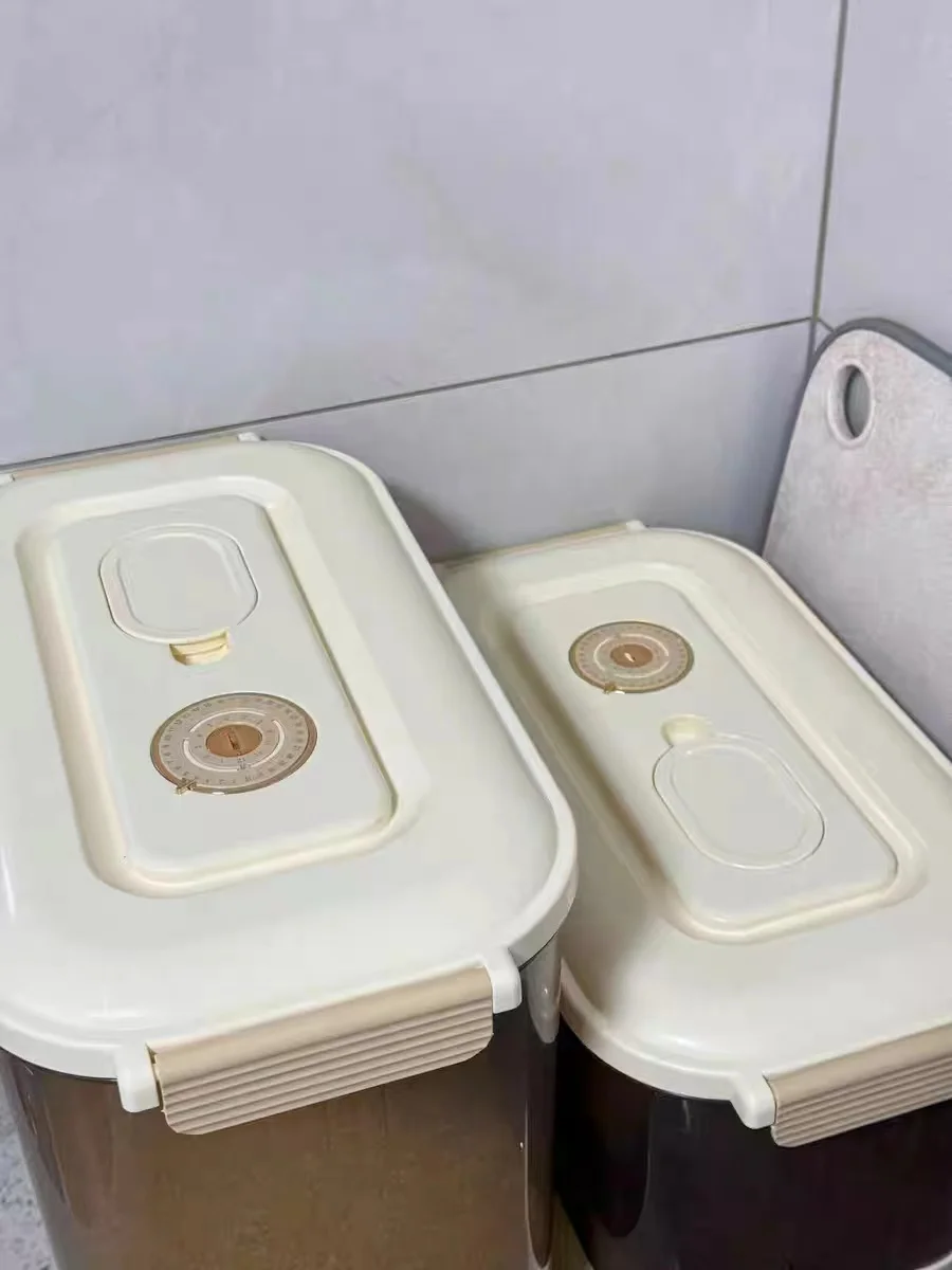 Jeko&Jeko Large Cereal Grain Storage Container with Measuring Cup & Time Scale, BPA-Free