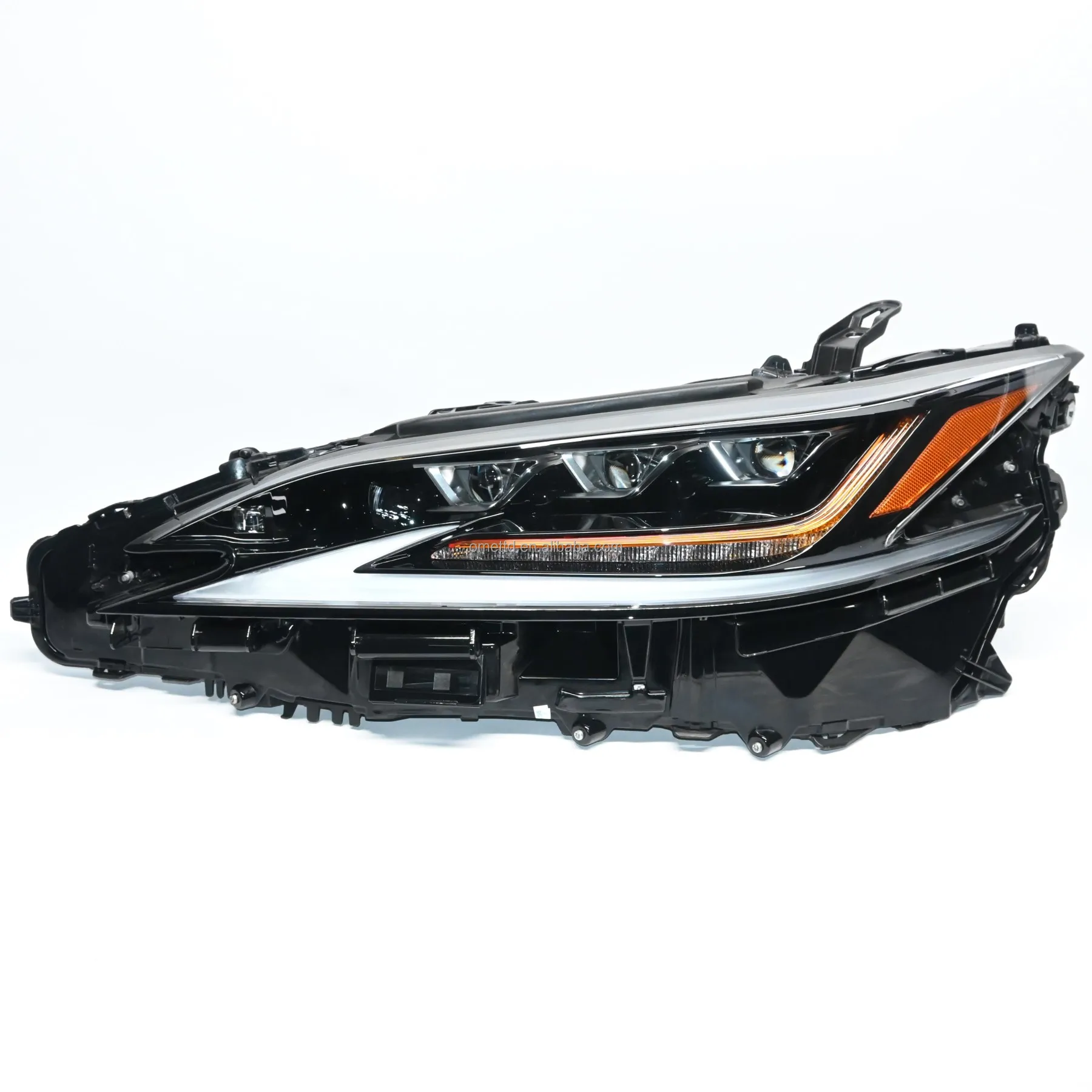 Original ES200 ES260 ES300h LED Headlight 3 Eye Matrix Headlights For 2018-2020 Lexus ES Headlamp OEM 6AA-AXZH10 8118533G31