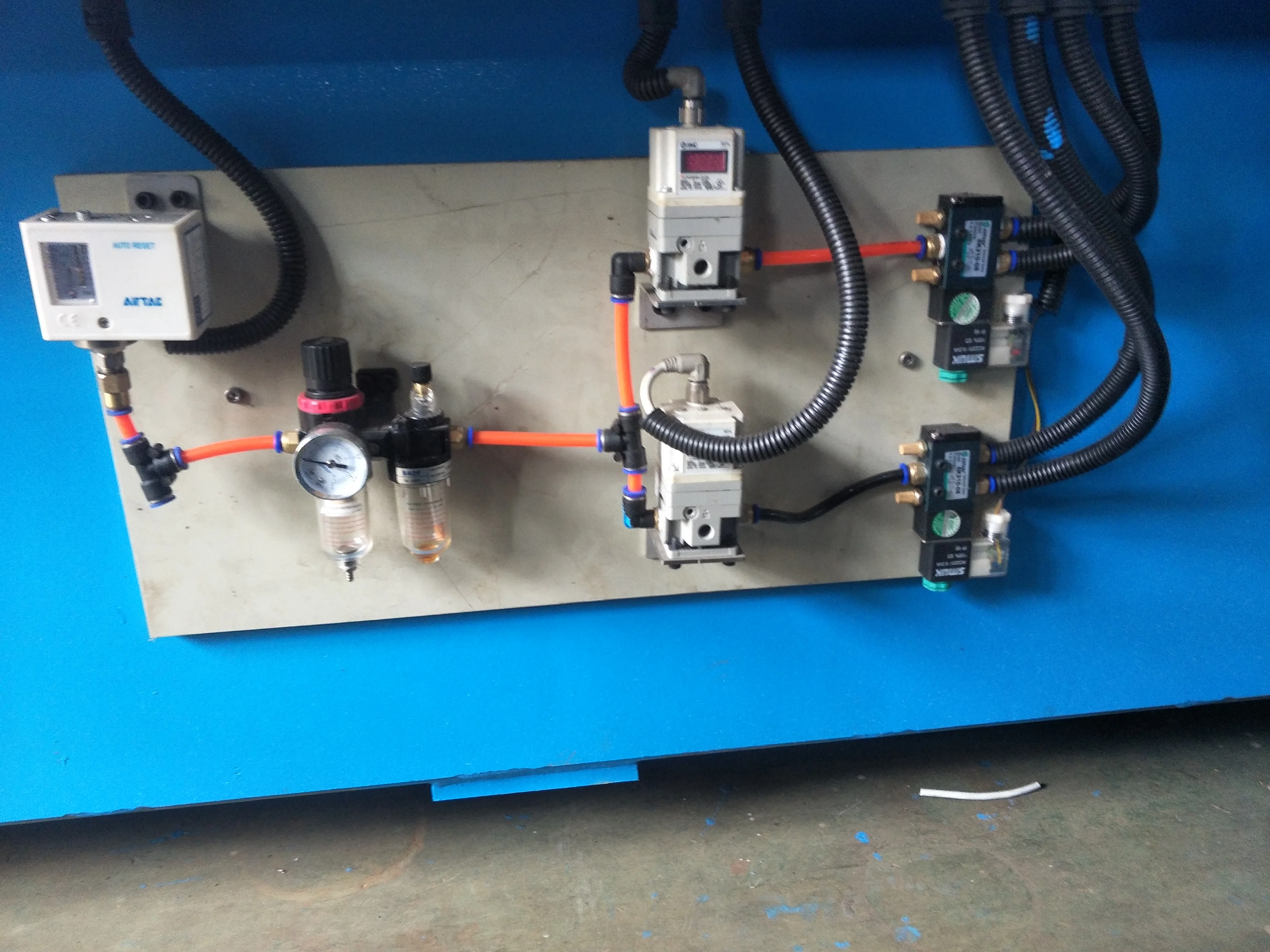 
Gravure cylinder making Cylinder Grinding Machine 