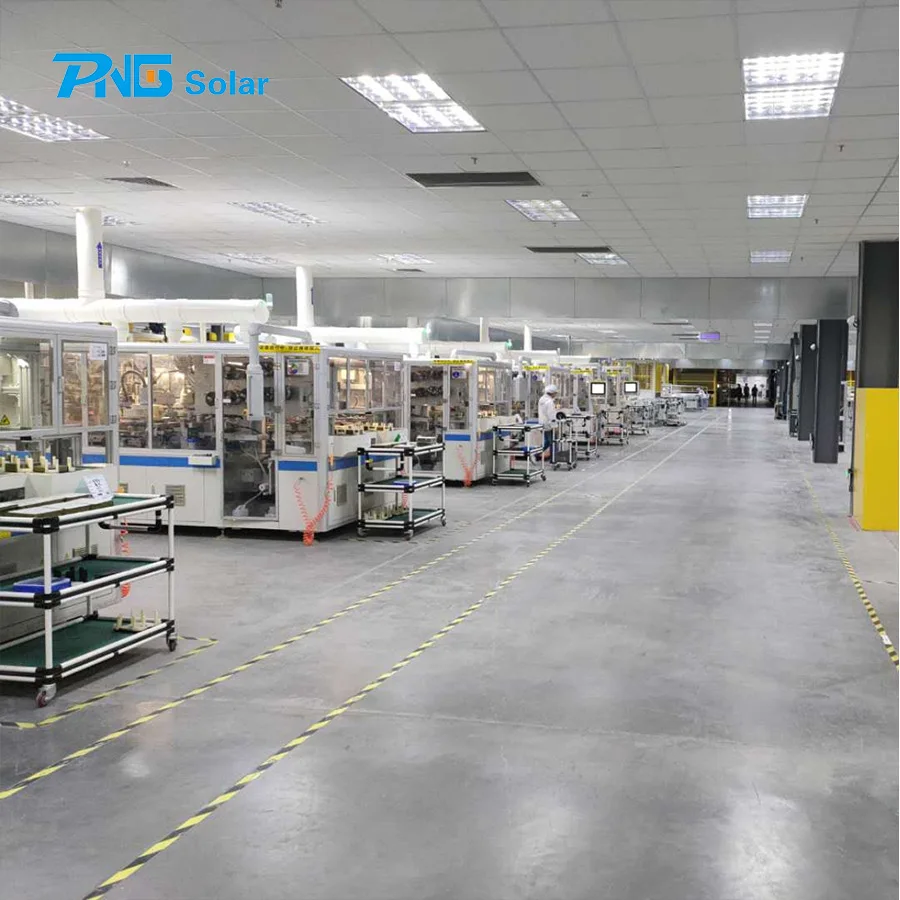 Aiko Newest Technology Solar Photovoltaic Panels Half Cell 600w 605w 610w 615w 620w Solar Panel for Commercial and Home Use