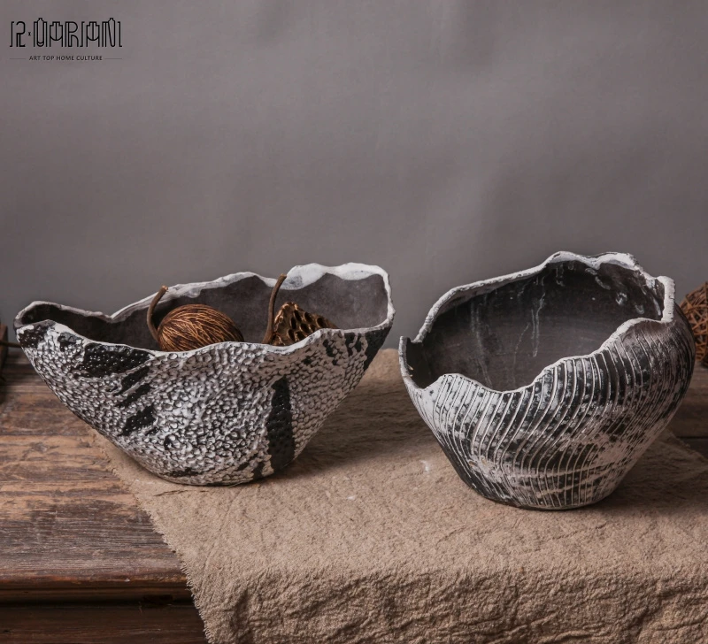 Wholesale Modern Hotel Decoration Restaurant Irregular Shape Matte Black White Ceramic Fruit Bowl Ornaments