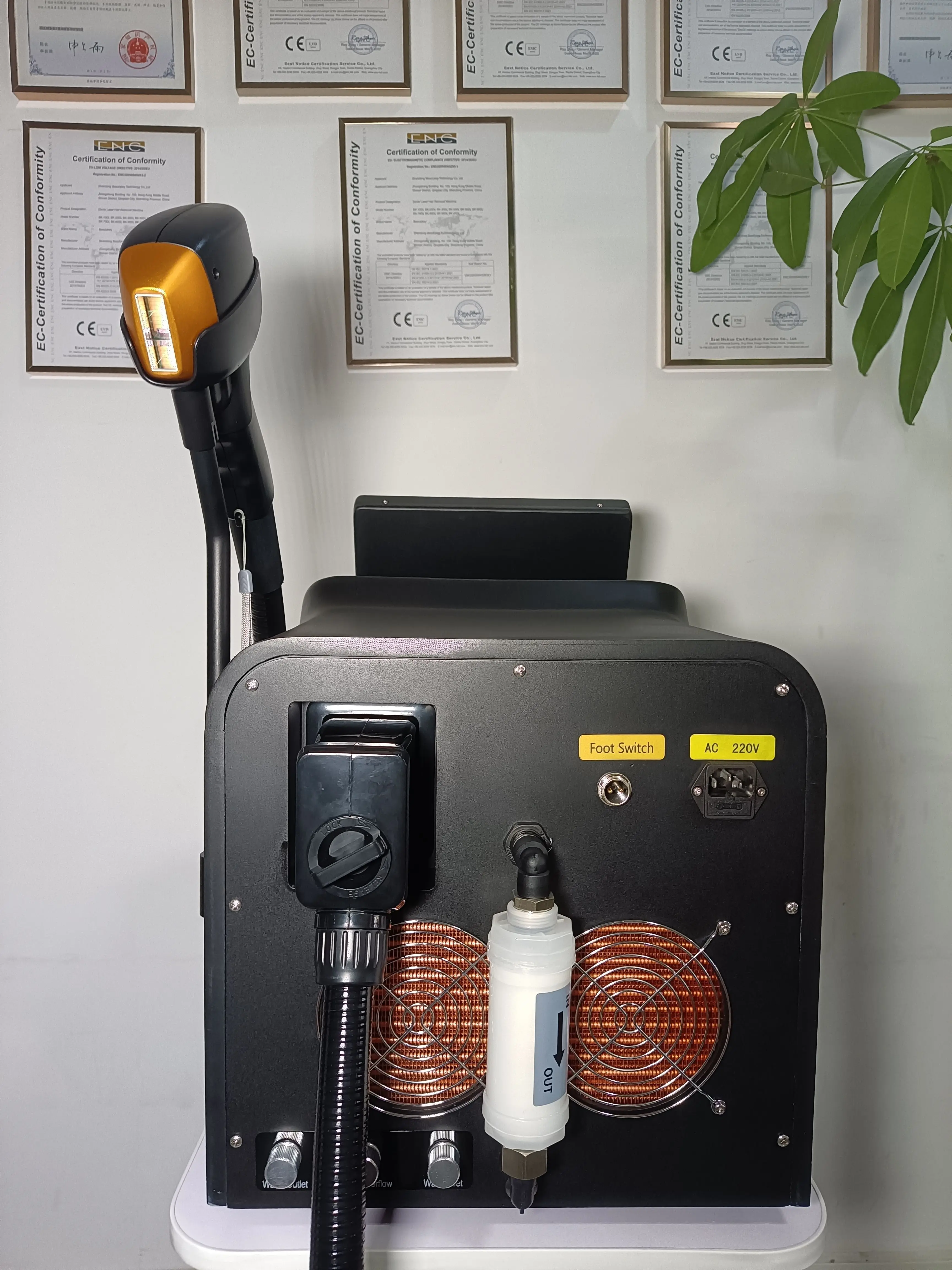 Portable Painless Laser Beauty Equipment Hair Removal Ipl Machine Aesthetic Medicine 808nm Diode Laser 755 808 1064nm ODM OEM