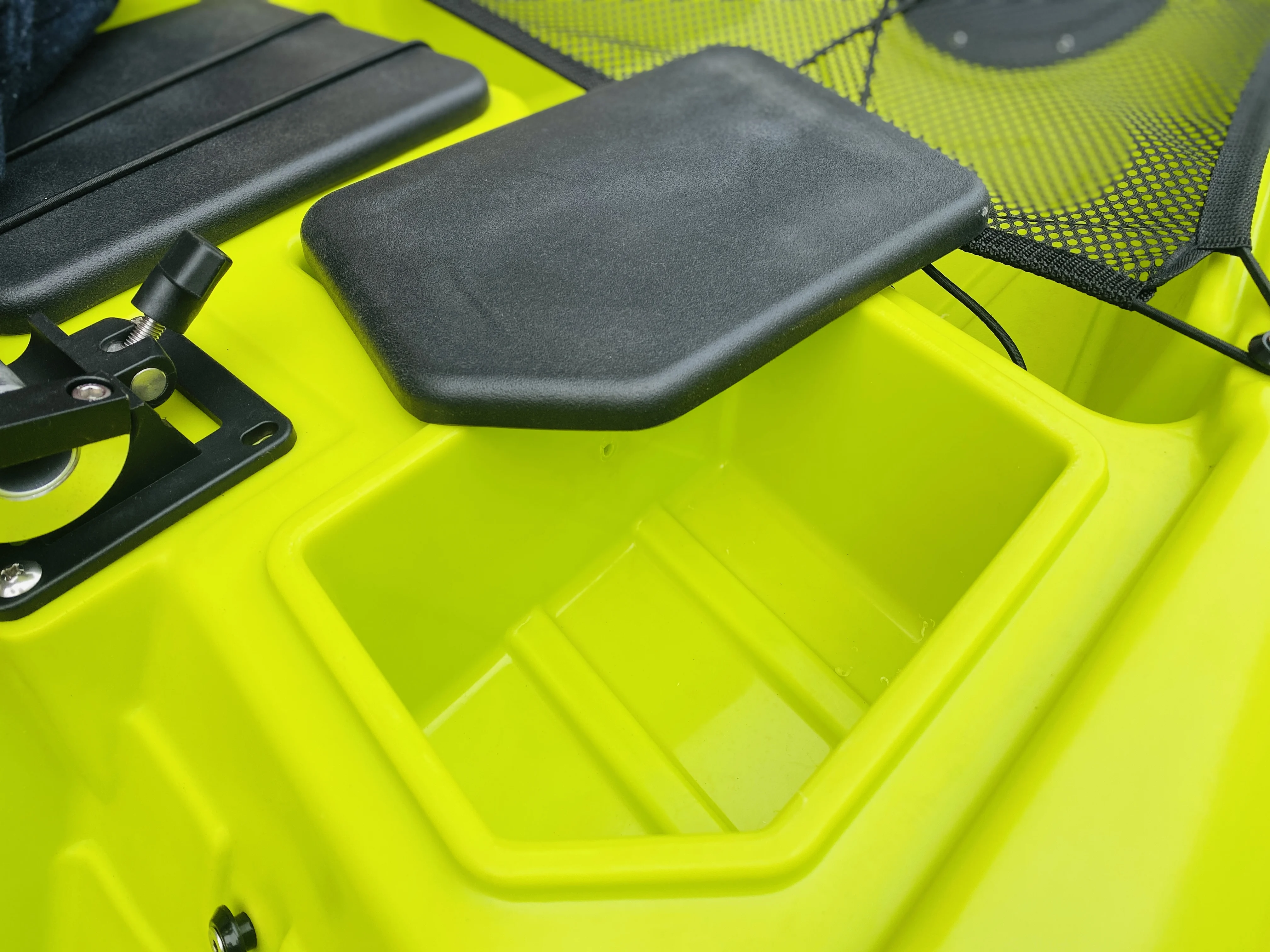 Pedal kayak fishing kayak for adults single sit on top kayak with pedal system