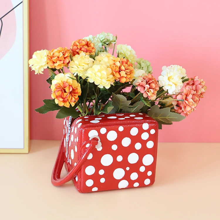 O&M Dried Flower Storage Vase Resin Bag Vase Resin Vases For Home Decor