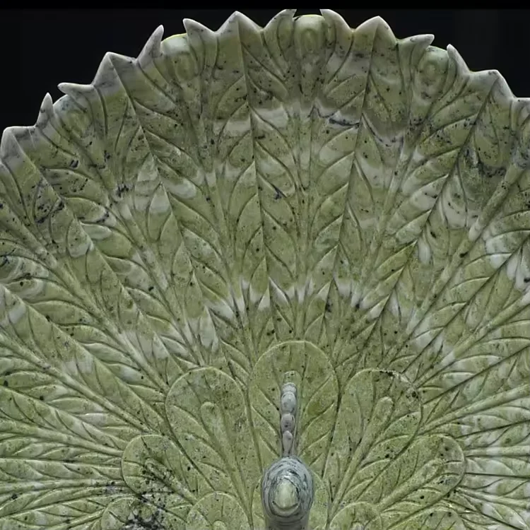 Wholesale retail Garden Decoration Animal sculpture Hand carved exquisite marble peacock statue