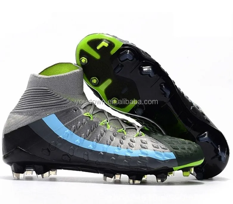 
2020 and 2021 newest steel spike hot selling soccer shoes football boots, cr7 men soccer cleats shoes 