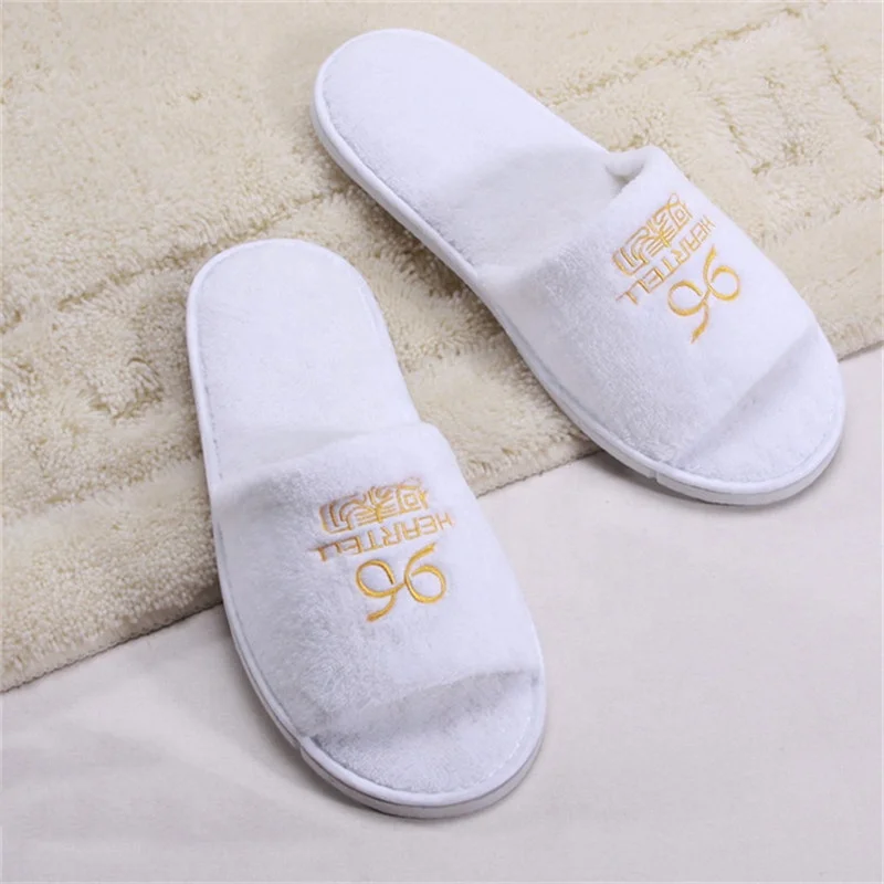 wholesale hotel  airline travel kit and hotel amenities