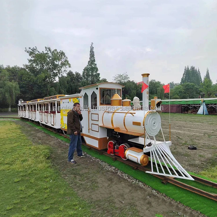 Electric Train for Sale Amusement Park Ride on Track Train for Use
