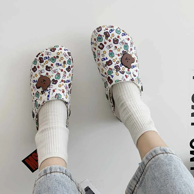  Hentol/новый продукт; ПВХ материал; Les Chaussures Sabot; Модные трендовые сабо с принтом медведя для женщин; Школьные сандалии работы; Обувь;