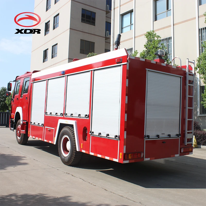 4*2 Airport Combined Dry Powder Foam Water Tanker Fire Fighting Engine Truck