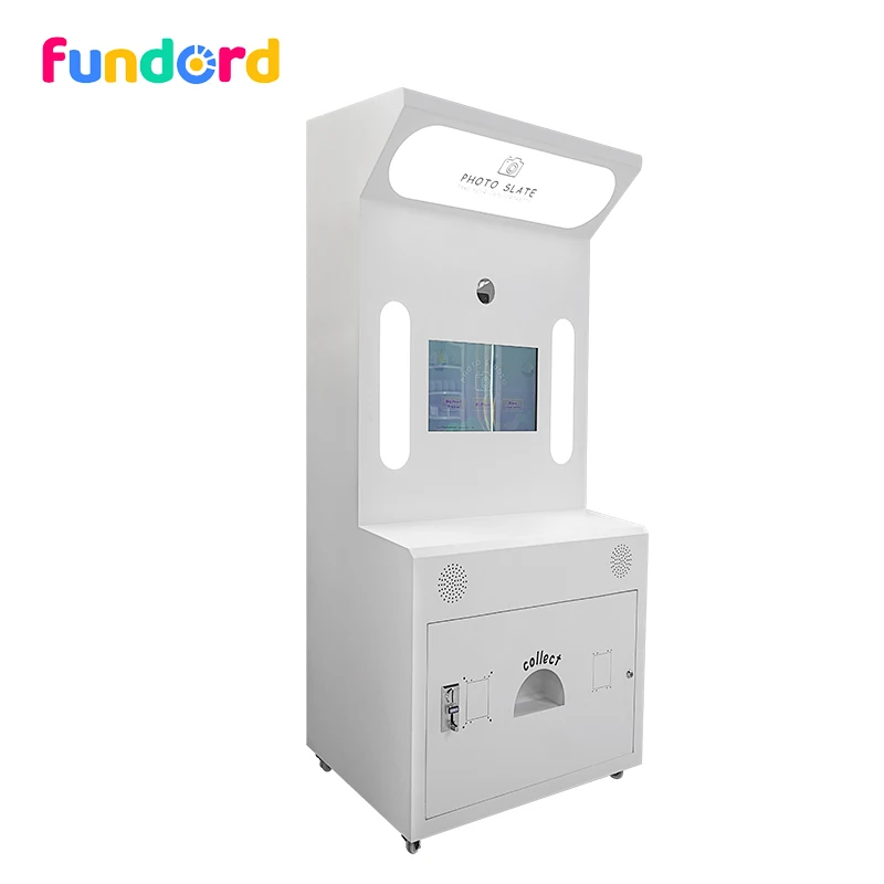 Fundord photo booth vending machine for selfie printer