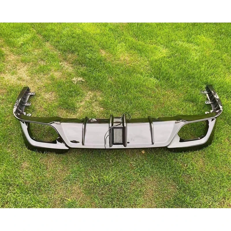 G20 Competitive Style Rear Bumper Splitter Diffuser Spoiler Lip With Led Light for 3 series G20 G28 2019+