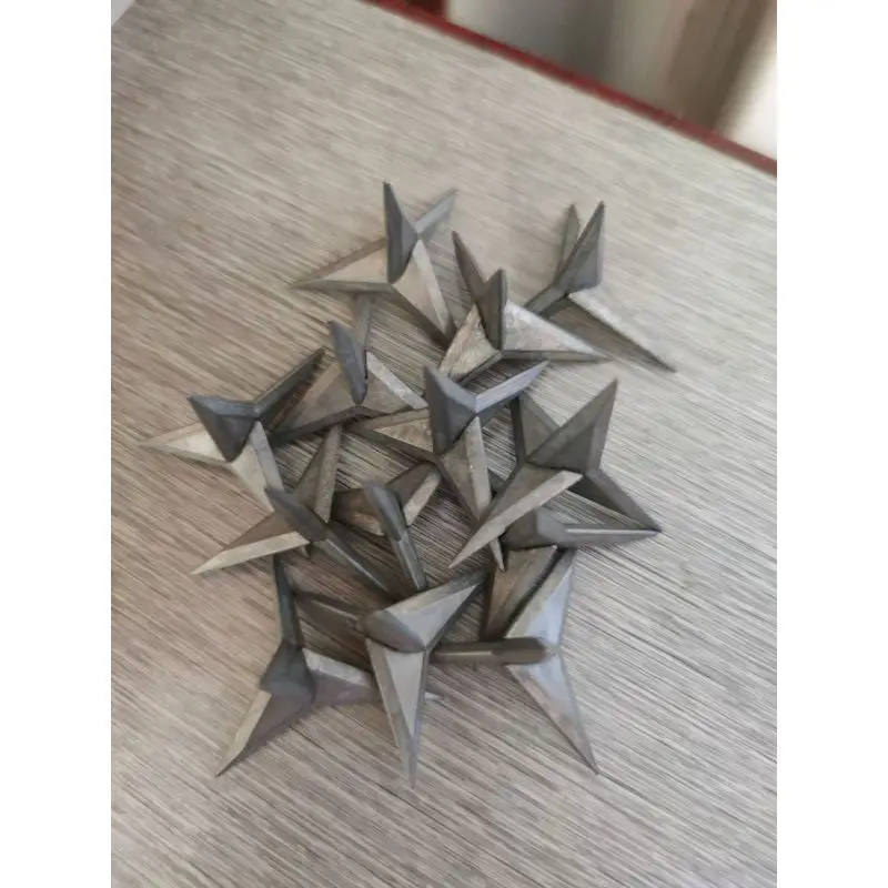 Треугольные колесные щеки для противоугонной защиты аварийный