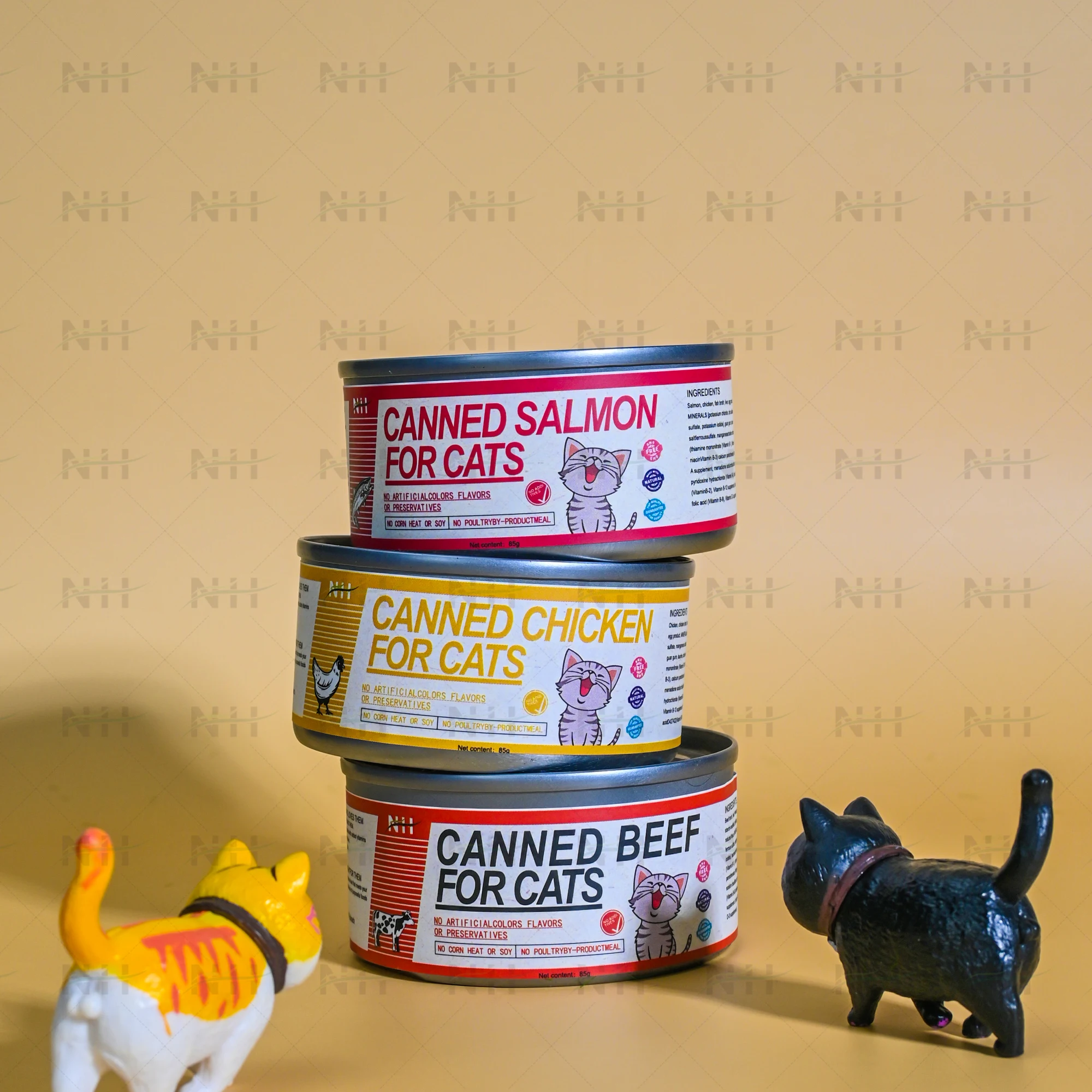 Корм для кошек в подливке. Консервированный корм из настоящего тунца и морского леща всех возрастов.