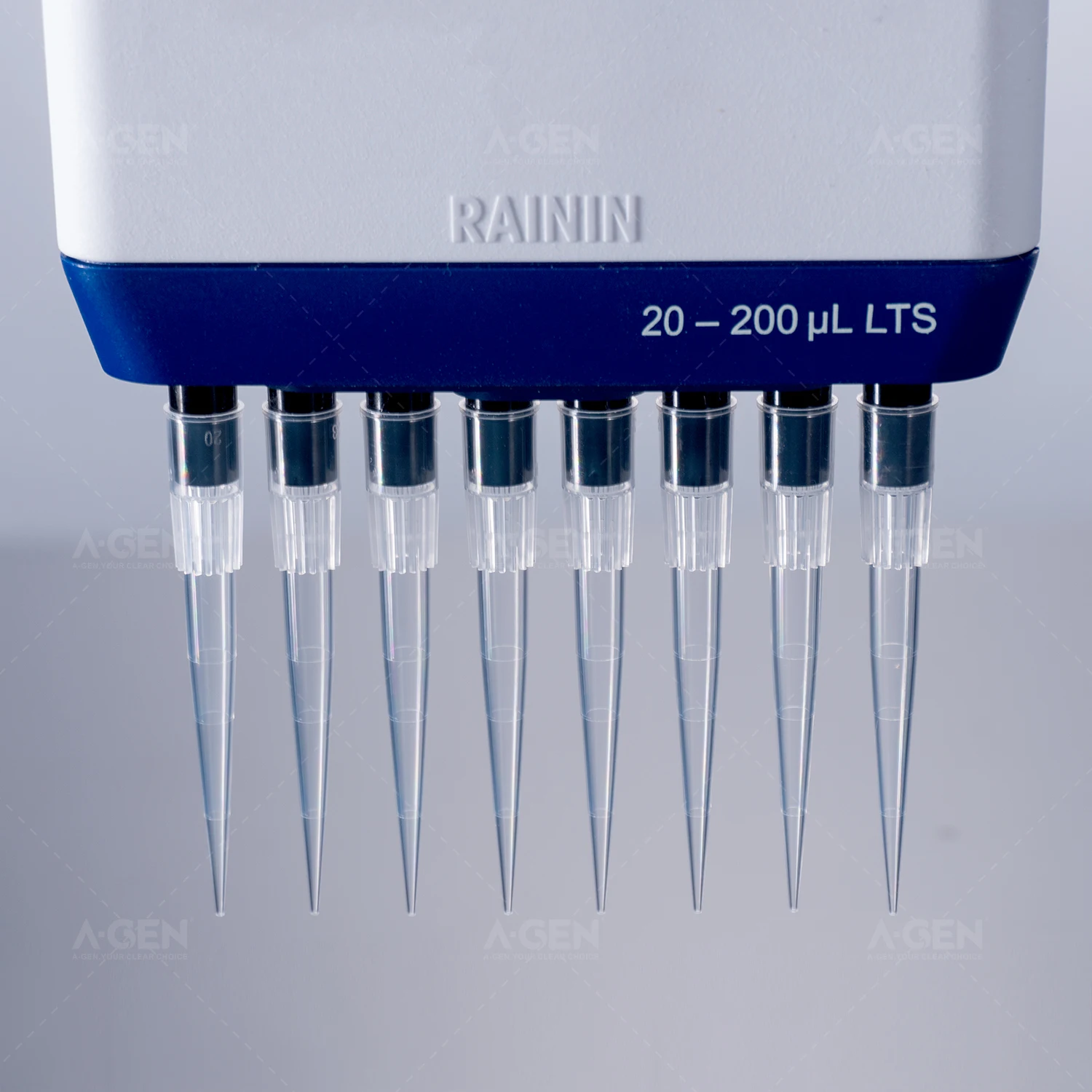 Biochemistry laboratory Rainin 200uL transparent LTS disposable  tips with packed in bag