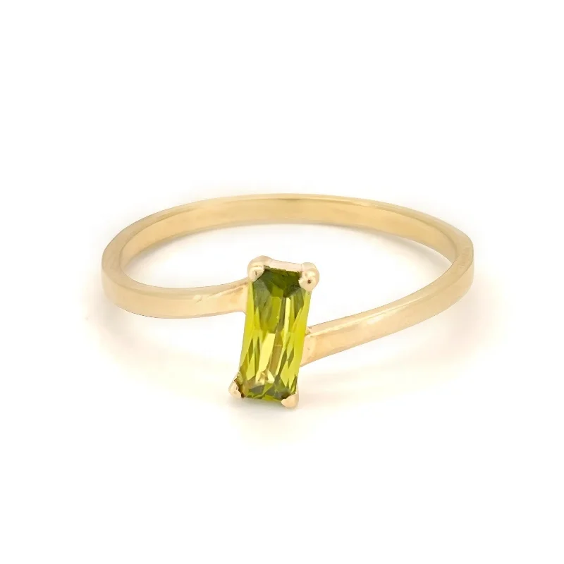 Best Spanish quality style rectangular Design dark peridot stone zircon Ring Gift Party Jewelry for women