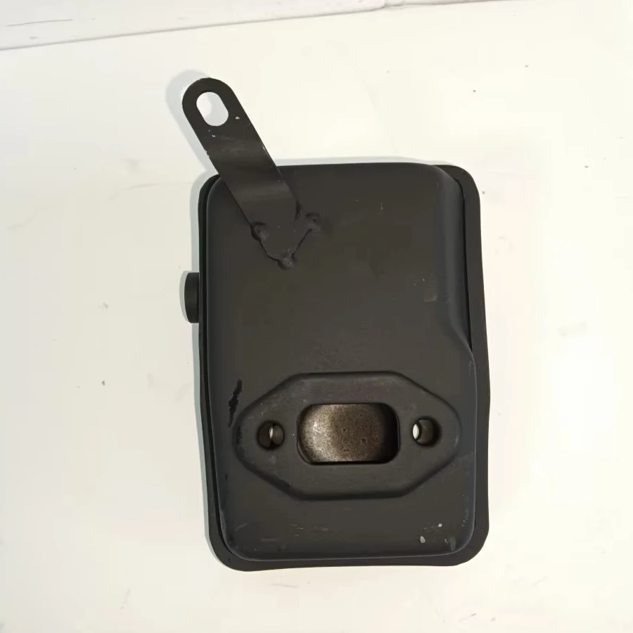 BC430/520 Muffler Assy Gasoline Engine Parts Muffler Brush Cutter Muffler Grass Trimmer Spare Parts