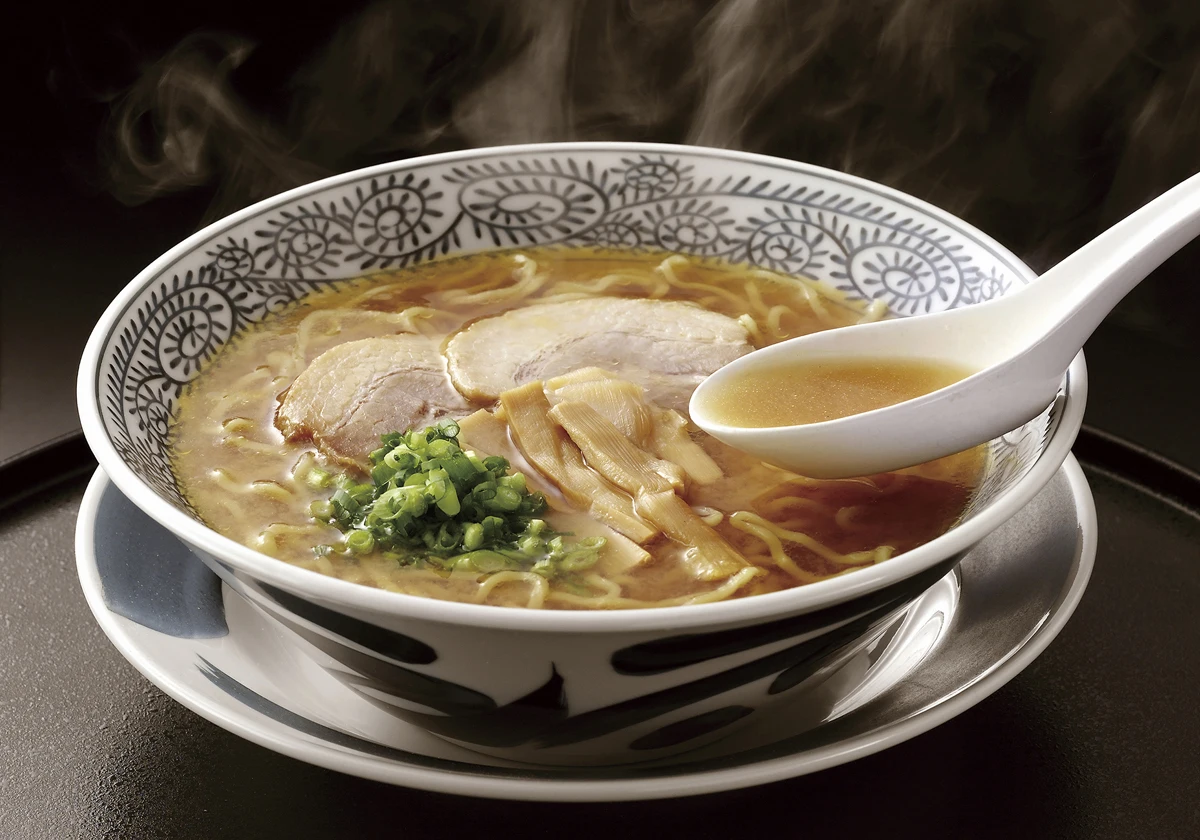 Japanese rich flavor instant beef pork soup firm ramen noodles