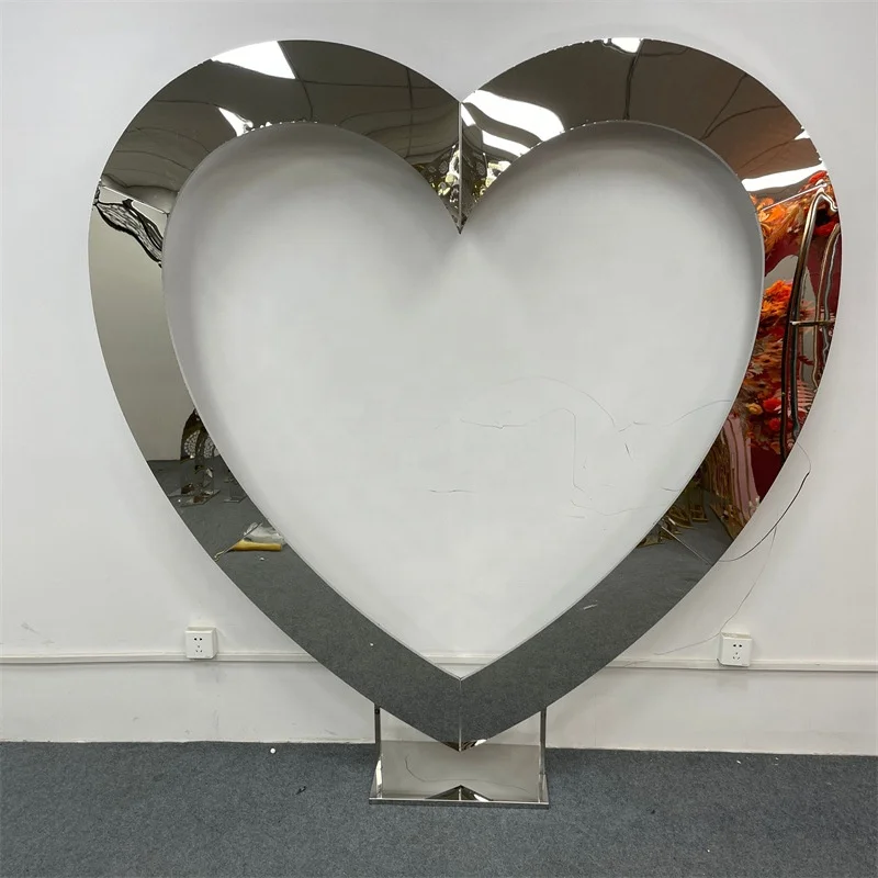 Romantic Wedding Backdrop Special Stainless Steel Metal Heart Shape Arch Backdrop Shiny Gold Frame Metal Arch Backdrop Stand