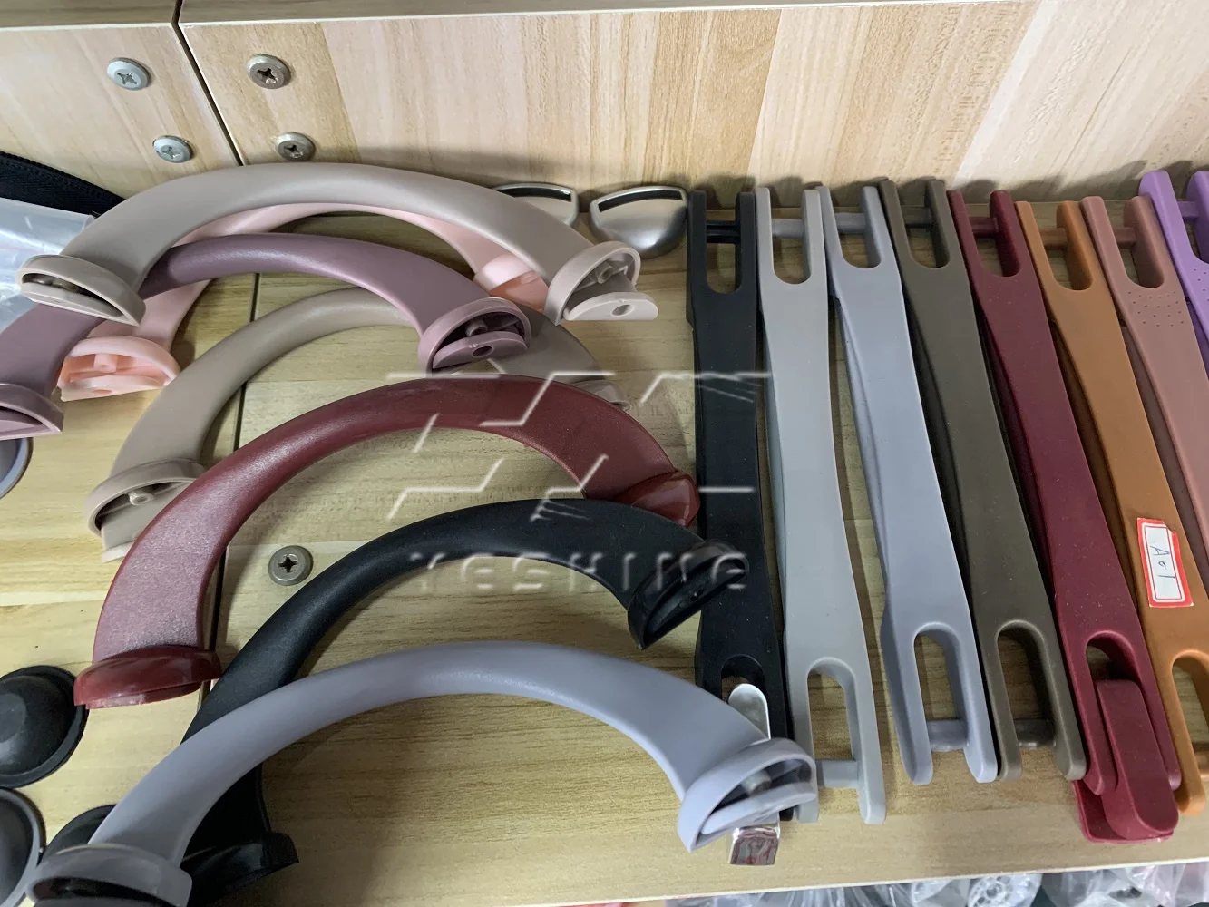 Sell The Fine Quality Popular Product Retractable Plastic Suitcase Luggage Handle