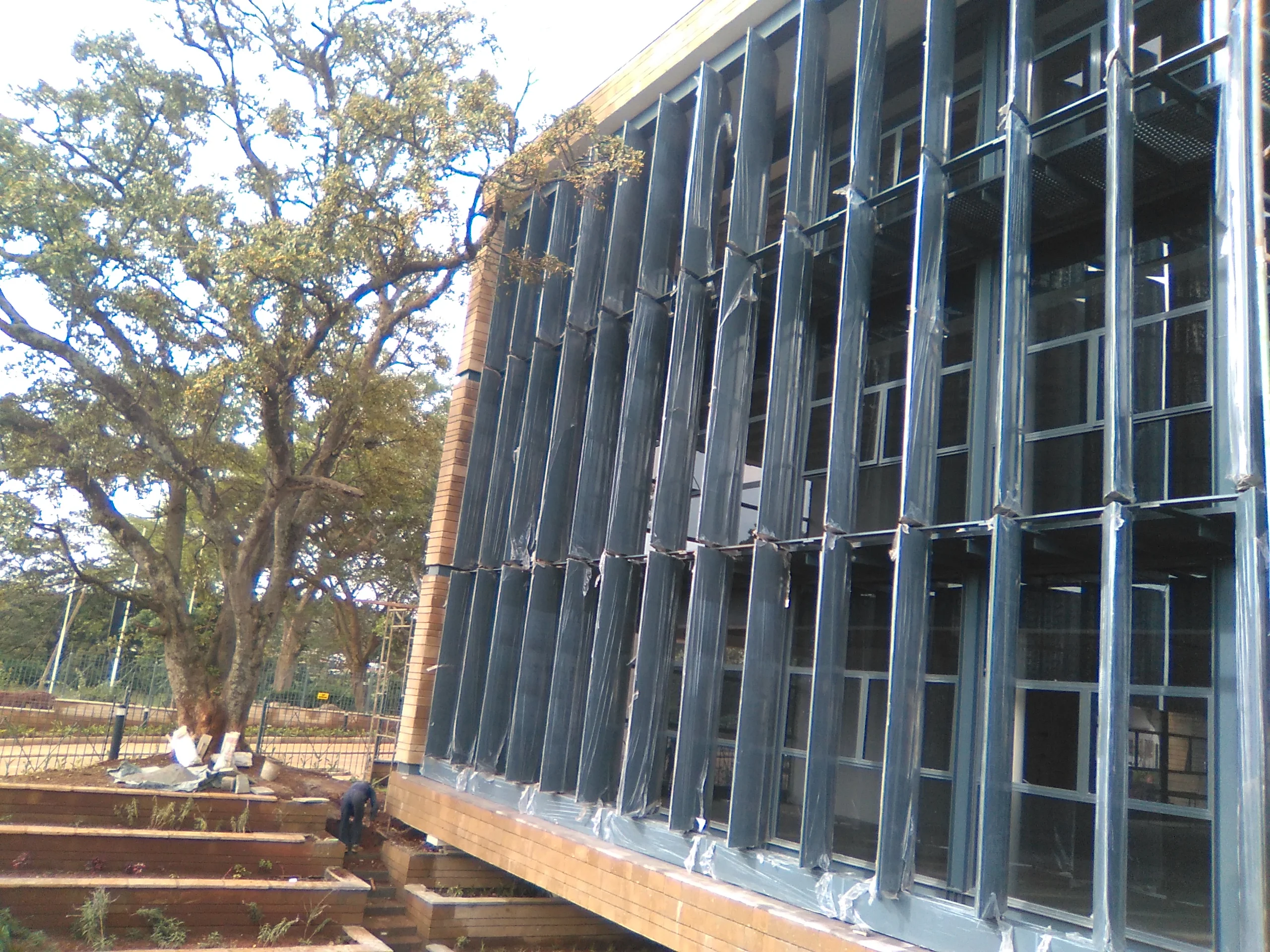 Outdoor Exterior Project 360 Degree Automatic Motorized Ventilation Aluminium Sun Shade Louver Shutter