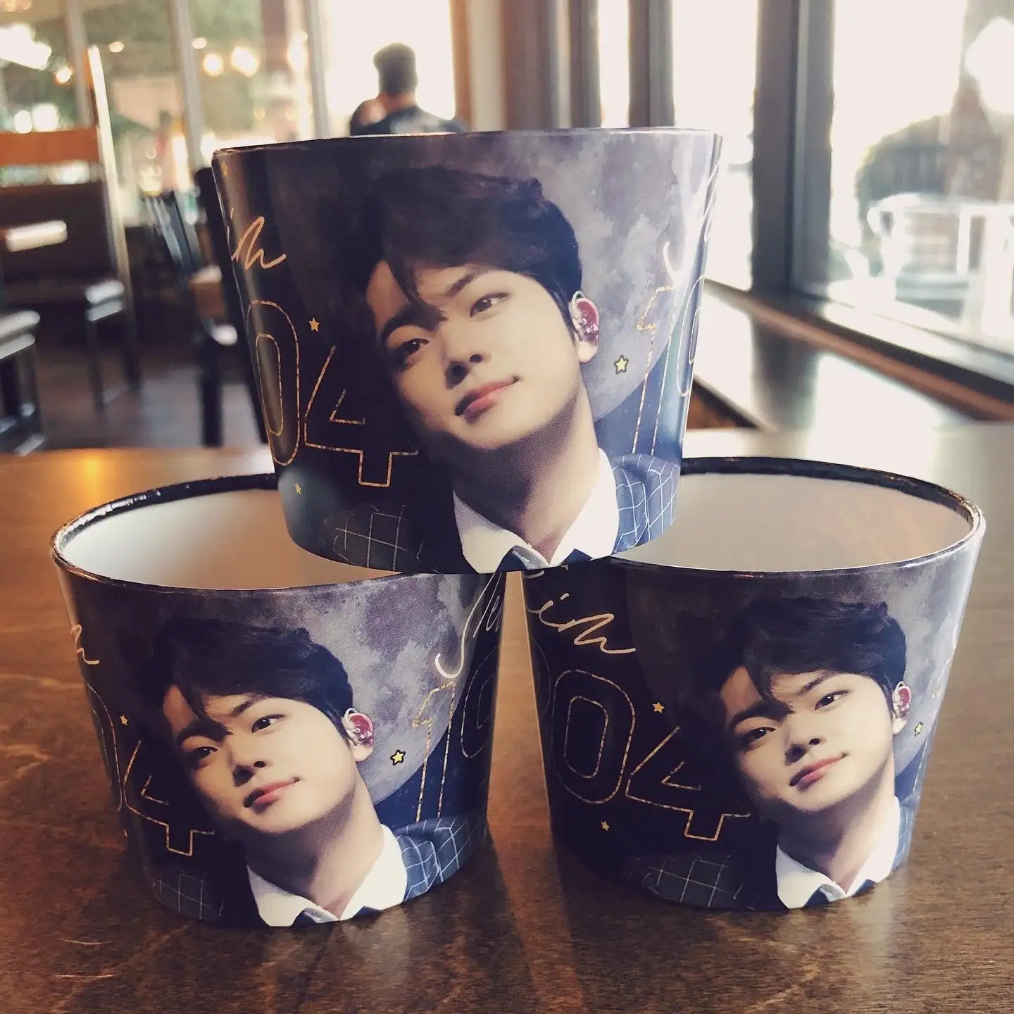 Eco-friendly Korea Popular Thick Cardboard Paper Coffee Custom Air Holder Cup Sleeve Kpop