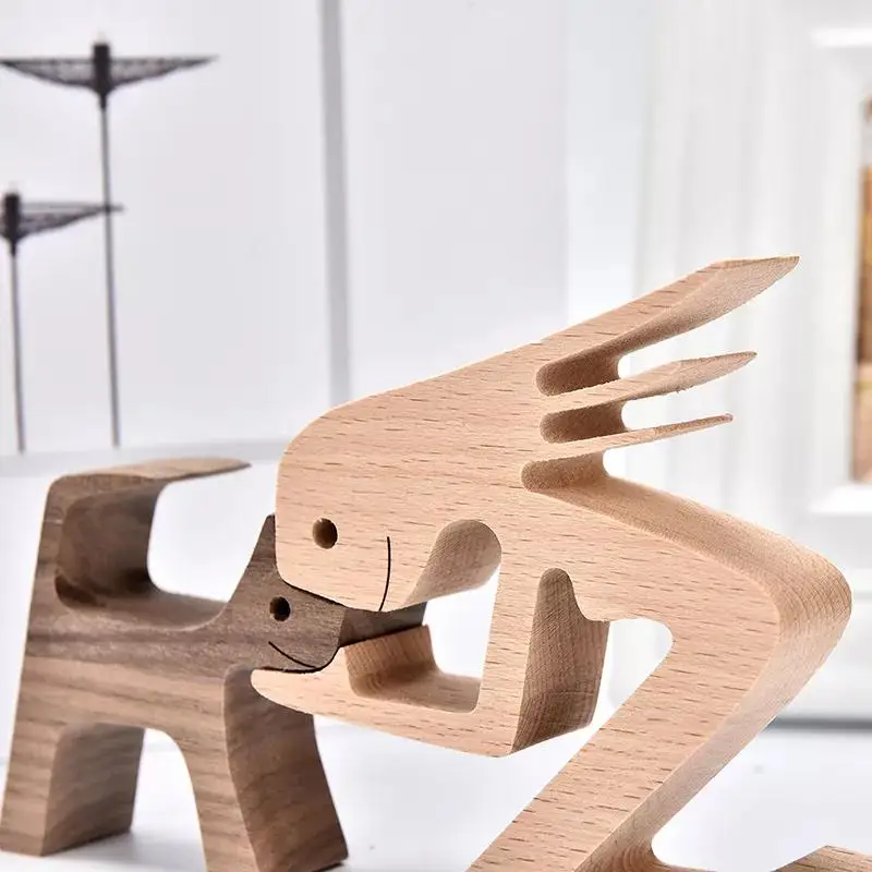 Unique Hot Selling Gift Handmade Carving Wooden Pet Wooden Carving Desktop Decoration Carving Wooden Decorative Gift