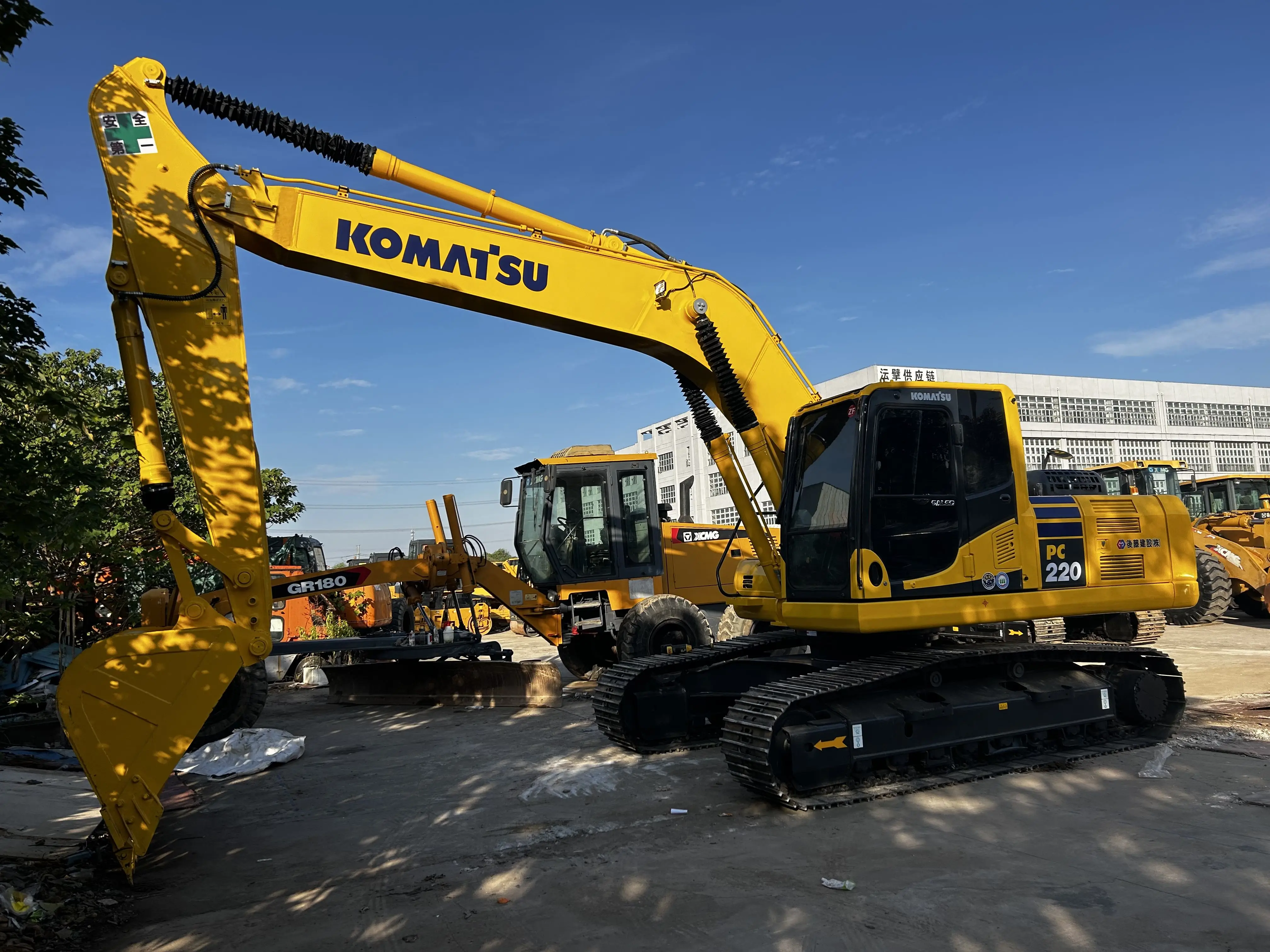 Экскаватор Komatsu оригинальный японский экскаватор 220 200 240 доступен