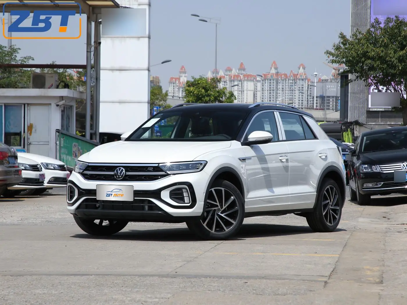 2024 VW T-Roc 300tsi DSG Starlight Edition Compact Left-Hand Drive Vehicle SUV Automatic Gasoline Car Used