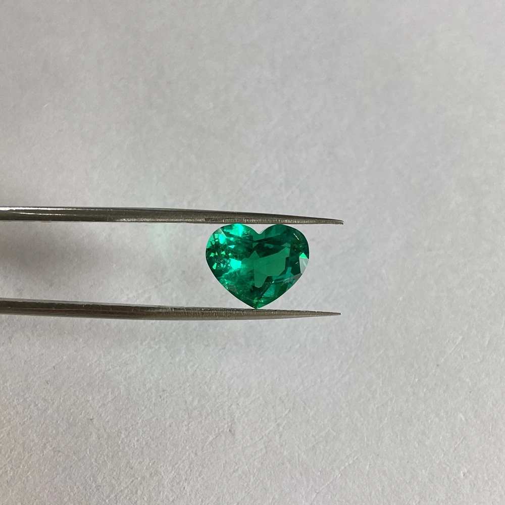 
GRC certificate grown emerald Colombia emerald Heart Shape Synthetic hydrothermal Emerald Stone 