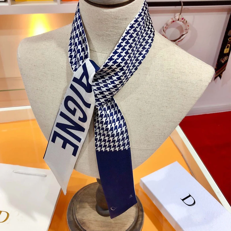 
Роскошный бренд D ** r шарф 100% шелковые шарфы женский хиджаб шарф, повязки на голову, аксессуары для сумок, ремни 