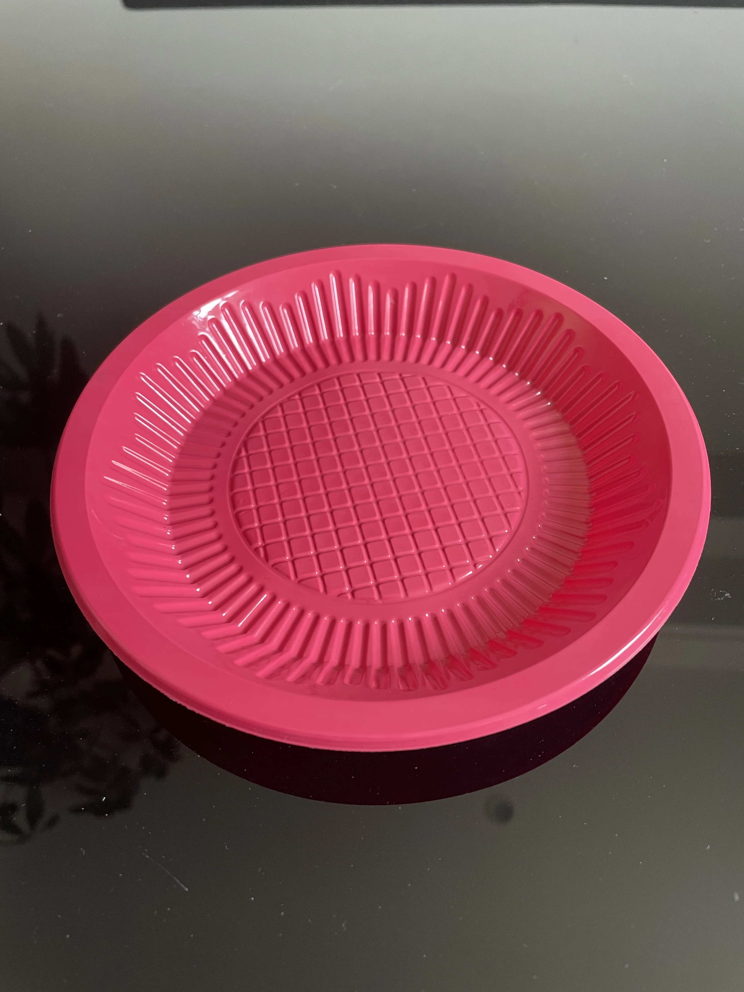 Round Pattern 18cm/7inch Kitchen  PP Disposable Plate cake plate color customized