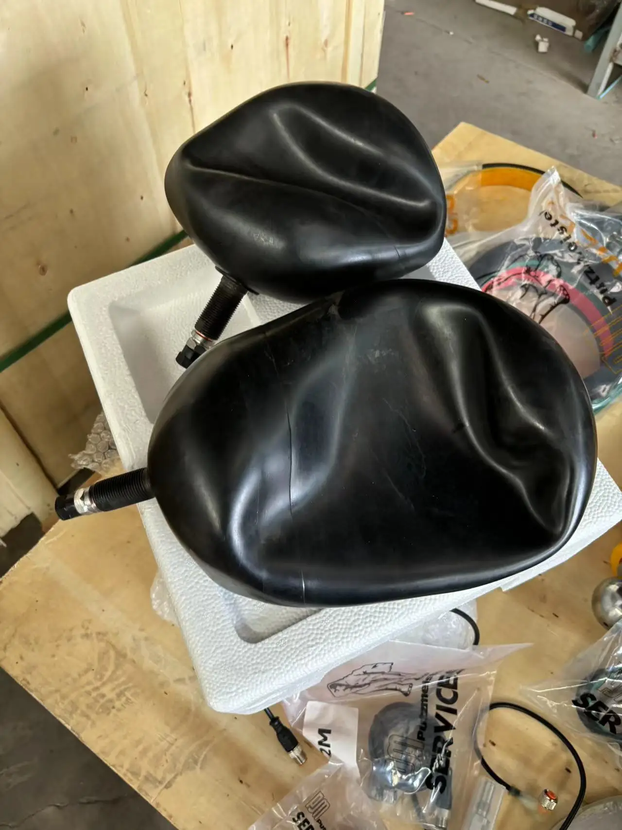 machinery engines & parts Putzmeister Rubber Bladder Accumulator 2L/4L/6L/8L/10L Truck-Mounted Concrete Pump Spare Parts CQJ-40