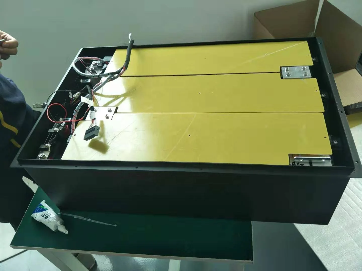 Литиевая батарея