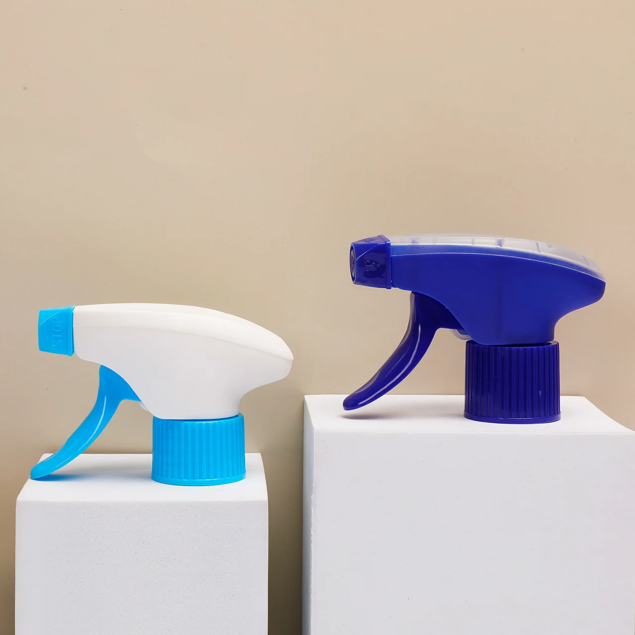 Новый дизайн, блокировка тумана, садовый Химически стойкий пластиковый обычный оптом 28/410 триггерный распылитель, функциональный триггерный распылитель