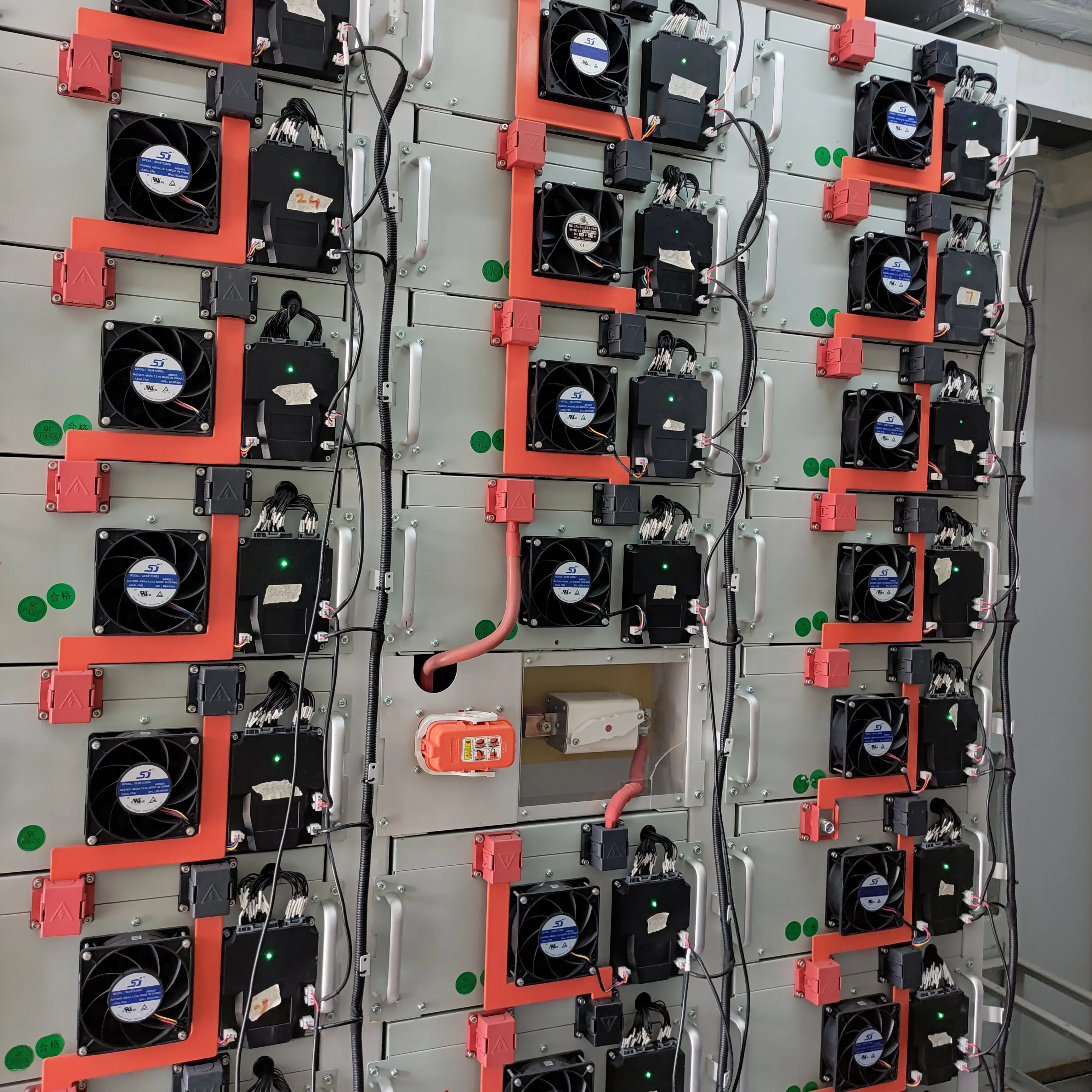 Portable 5000KW 10000KW 1mw 2mwh 3mwh 5mwh ESS BESS 1mwh Battery Energy Storage System Container for Easy Transportation