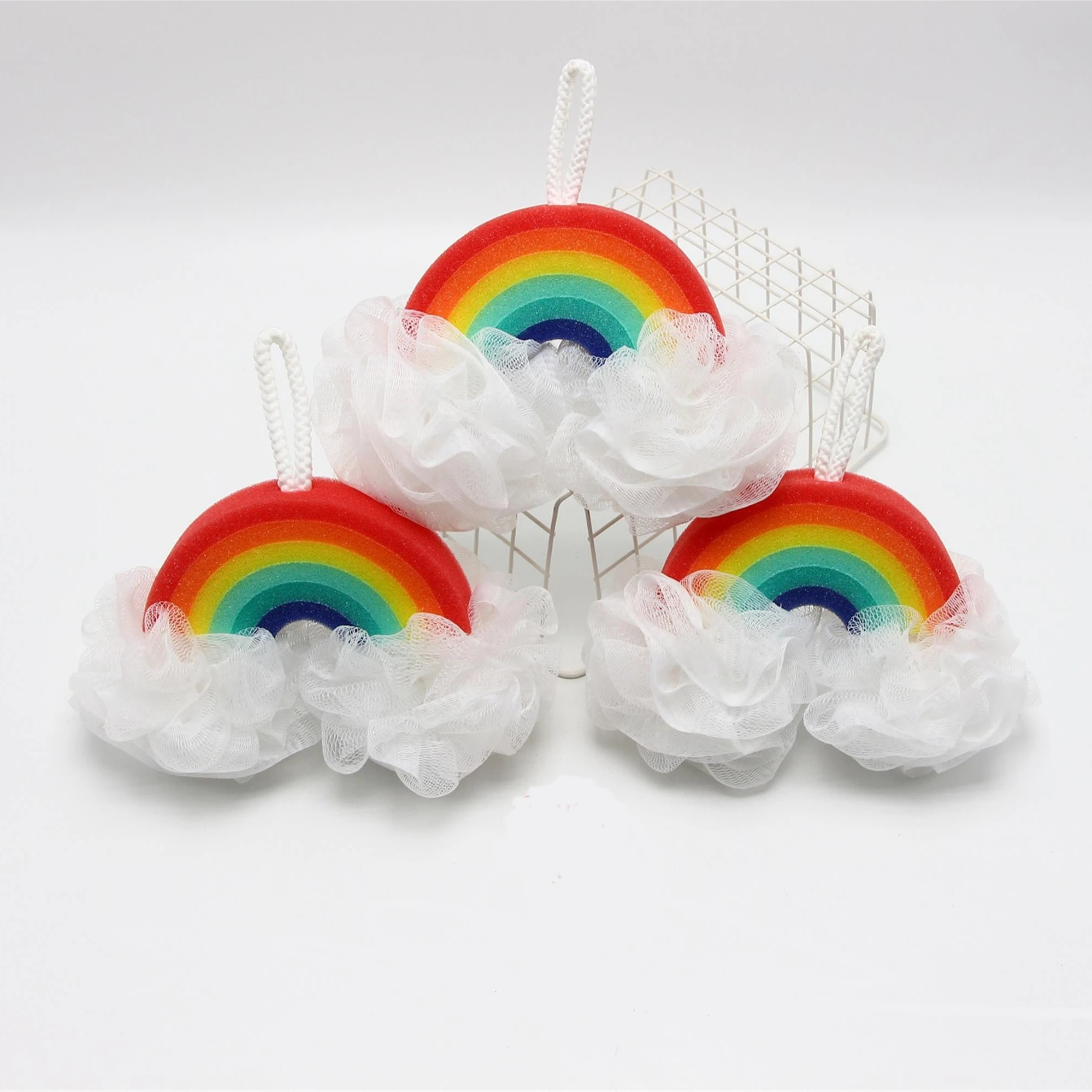 Perfect Quality colorful rainbow bath sponge mesh bath brush for kids bath ball wholesaler