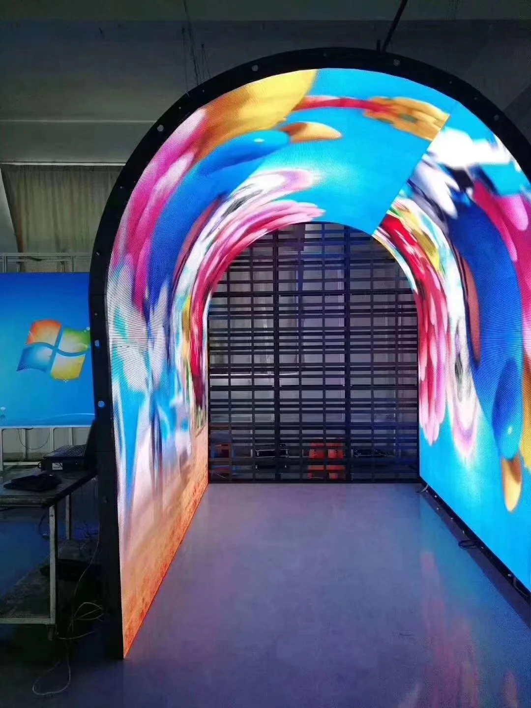 Flexible LED Display, Creative soft led display, HD  LED display manufacturer indoor p2 LED screen for shopping mall