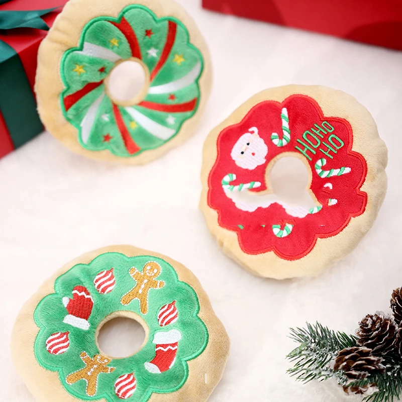 Wholesale Pet Dog Chew Toys Luxury Durable Small Christmas Interactive Squeaky Donut Pet Dog Plush Toys for Dogs