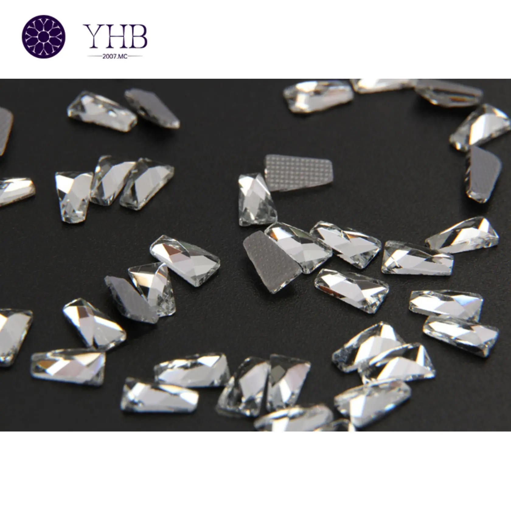 China Manufacture high quality glass fancy stones for jewelry making