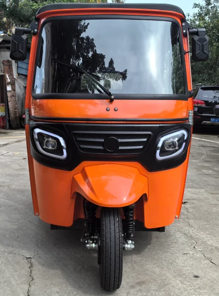 Chinese factory tricycle 3 wheel motorcycle tuk tuk gasoline tricycle other motorcycle passenger tricycle to load people